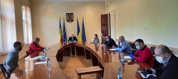  Prefectul județului Brașov, Mihai-Cătălin Văsii, a avut astăzi o întâlnire cu reprezentanți ai Asociației Partida Romilor ,,Pro Europa”– filiala Brașov