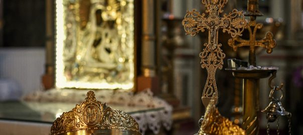  Un sonet pe zi: „Prevestind tăcerea”, de Adrian Munteanu (text și interpretare)