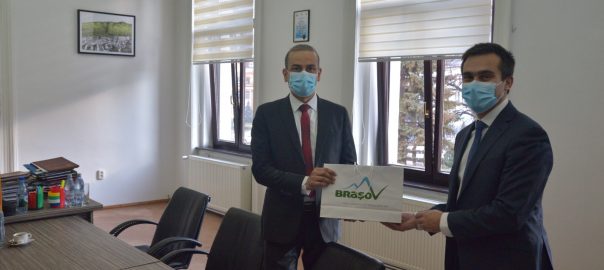  Românii își pot termina studiile în India, cu burse asigurate de statul indian