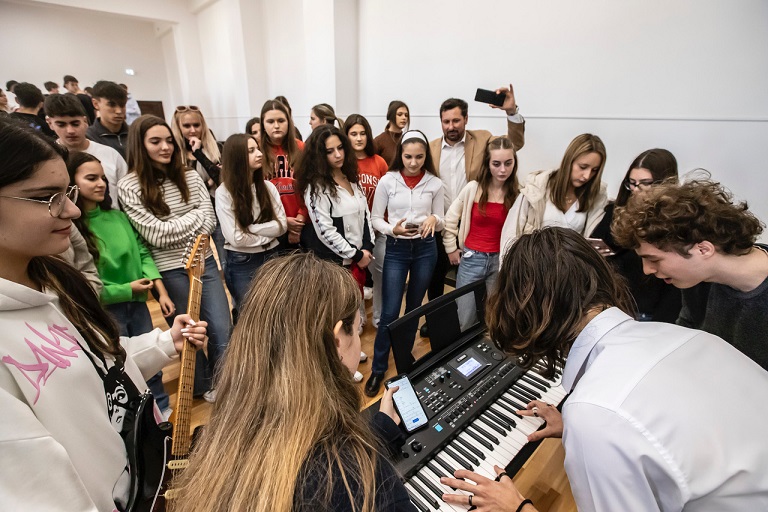 BeatAgora duce muzica pop, rock și electro în liceele din România