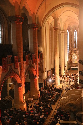  Vitralii romantice: principalul concert simfonic al verii revine în Biserica Neagră